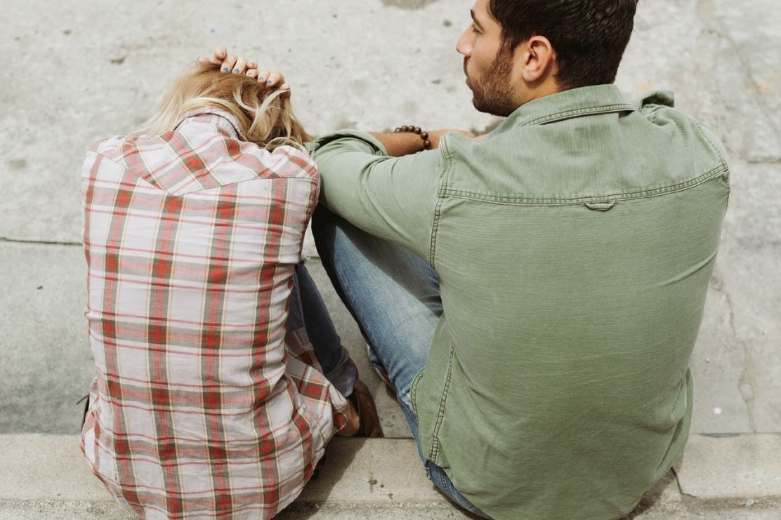 11 Signs You've Met The Right Person At The Wrong Time